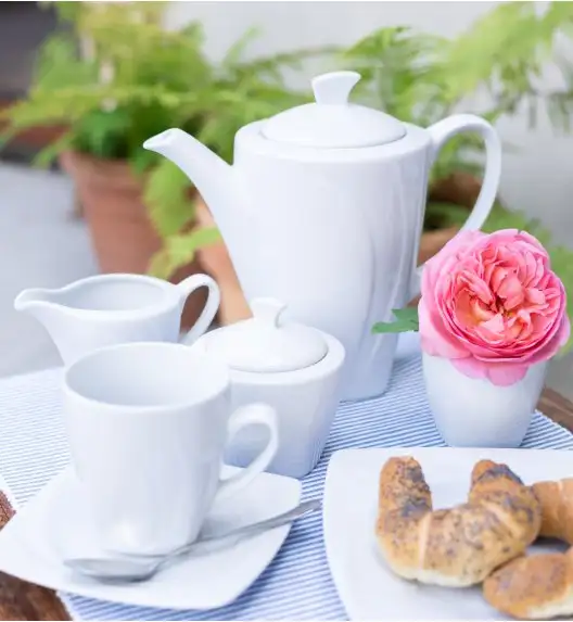 LUBIANA CELEBRATION Serwis obiadowo-kawowy 110 el / 12 os