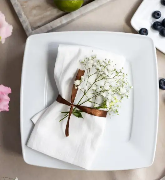 LUBIANA VICTORIA Serwis obiadowy 54 el TG / 18 osób