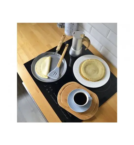 AMBITION NORDIC Łopatka silikonowa z otworami 32,7 cm z bambusową rączką / skandynawski styl