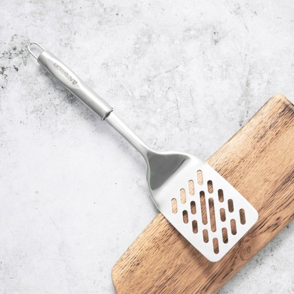 AMBITION IVY Łopatka ażurowa 32 cm / stal nierdzewna