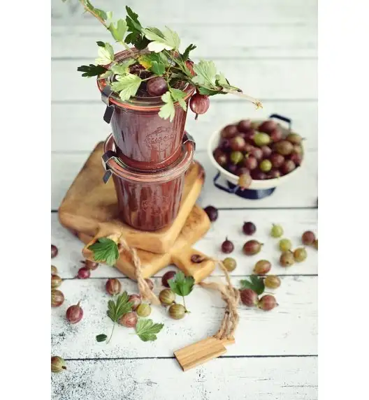 WECK Komplet 12 słoików na przetwory z uszczelka i 2 zapinkami 160 ml