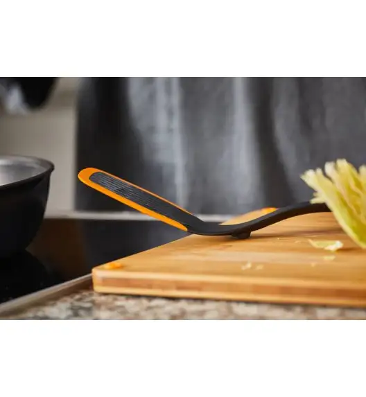 FISKARS FUNCTIONAL FORM 1027300 Szpatułka kuchenna 32,5 cm / tworzywo sztuczne