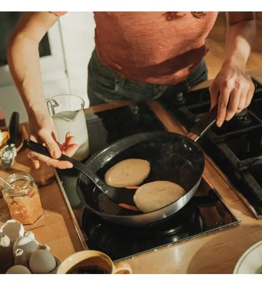 FISKARS FUNCTIONAL FORM 1027300 Szpatułka kuchenna 32,5 cm / tworzywo sztuczne