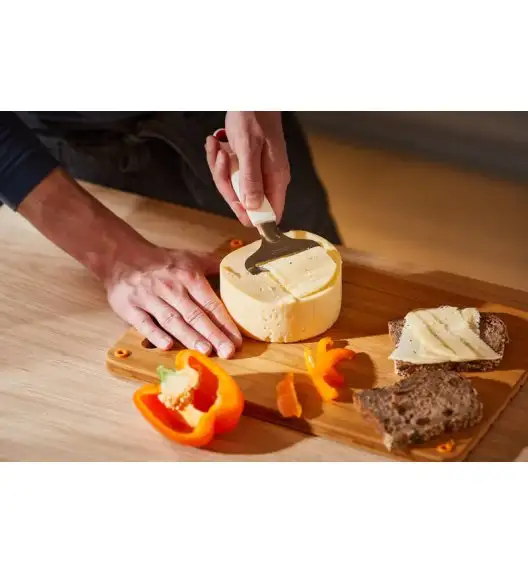 FISKARS FUNCTIONAL FORM 1016128 Skrawak do sera miękkiego / stal nierdzewna