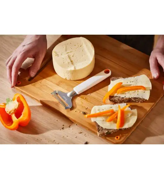 FISKARS FUNCTIONAL FORM 1016128 Skrawak do sera miękkiego / stal nierdzewna