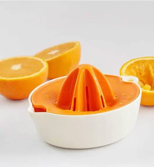 FISKARS FUNCTIONAL FORM 1016125 Wyciskarka do cytrusów / tworzywo sztuczne