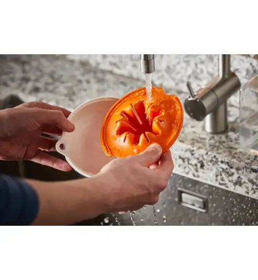 FISKARS FUNCTIONAL FORM 1016125 Wyciskarka do cytrusów / tworzywo sztuczne