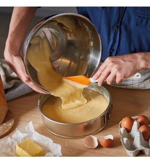 FISKARS FUNCTIONAL FORM 1023615 Szpatułka do ciasta 27,5 cm / silikon