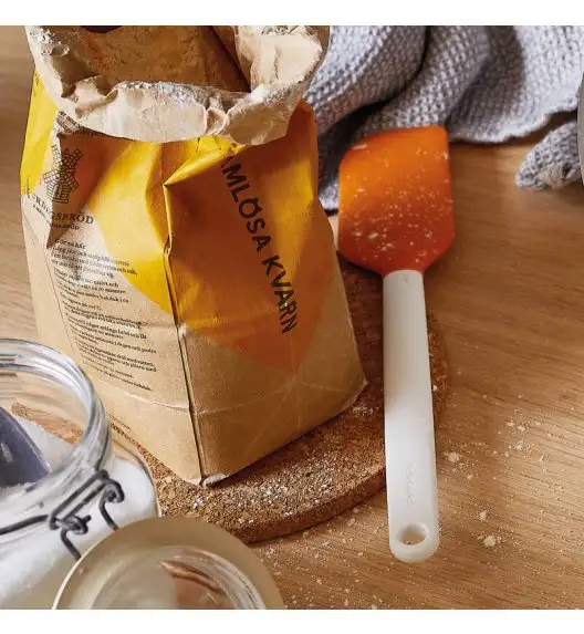 FISKARS FUNCTIONAL FORM 1023615 Szpatułka do ciasta 27,5 cm / silikon