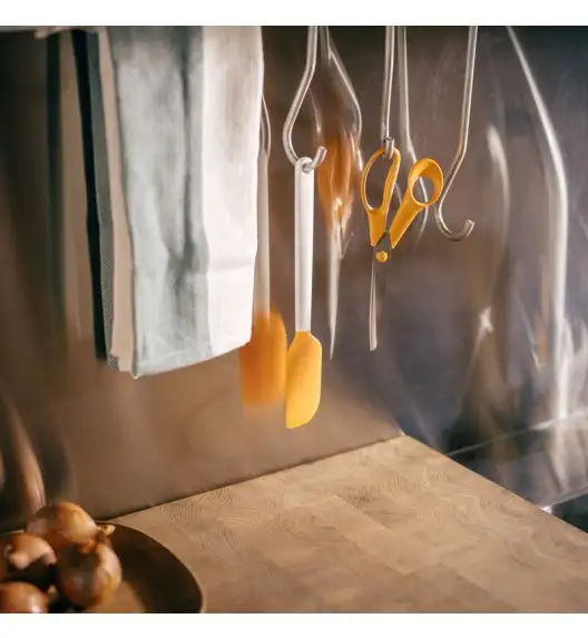 FISKARS FUNCTIONAL FORM 1023615 Szpatułka do ciasta 27,5 cm / silikon