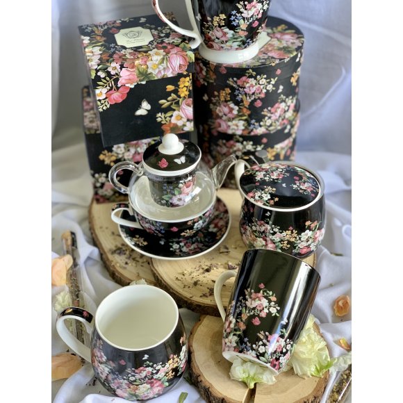 DUO VINTAGE FLOWERS BLACK Kubek na stopce 480 ml / porcelana