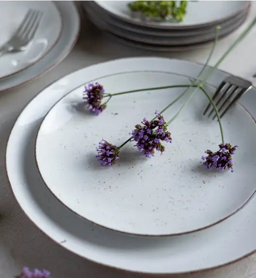 LUBIANA BOSS 6630U Talerz deserowy 20,5 cm / budyniowy / porcelana ręcznie malowana