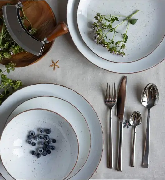 LUBIANA BOSS 6630U Serwis obiadowo - kawowy 120 el / 24 osoby / budyniowy / porcelana ręcznie malowana