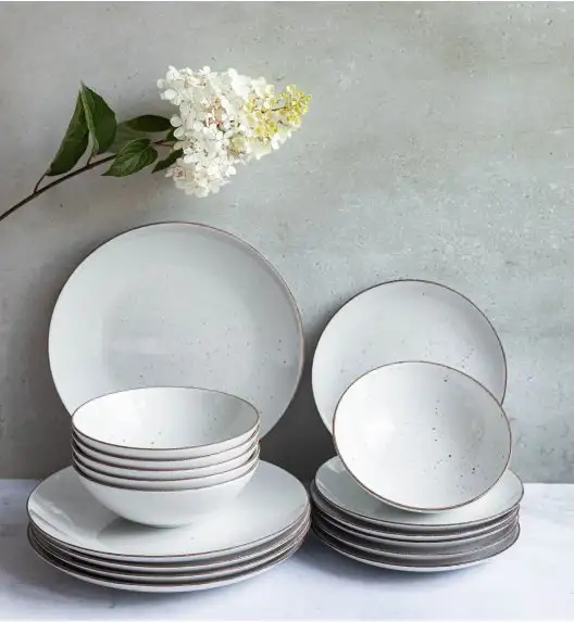 LUBIANA BOSS 6630U Serwis obiadowy 36 el / 12 osób / budyniowy / porcelana ręcznie malowana