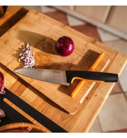 FISKARS FUNCTIONAL FORM 1057535 Nóż Szefa kuchni 16 cm / stal nierdzewna 