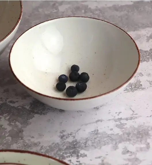 LUBIANA BOSS 6630U Serwis obiadowy 28 el / 6 osób / budyniowy / porcelana ręcznie malowana