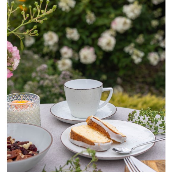 LUBIANA BOSS 6630U Serwis obiadowo - kawowy 36 el / 6 osób / budyniowy / porcelana ręcznie malowana