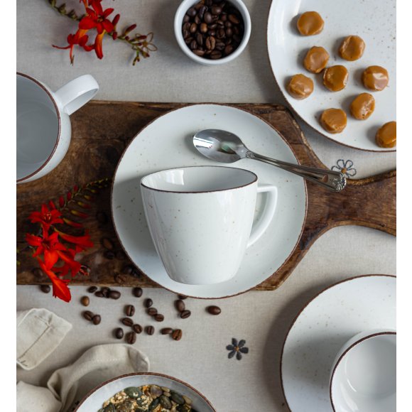 LUBIANA BOSS 6630U Serwis obiadowo - kawowy 36 el / 6 osób / budyniowy / porcelana ręcznie malowana