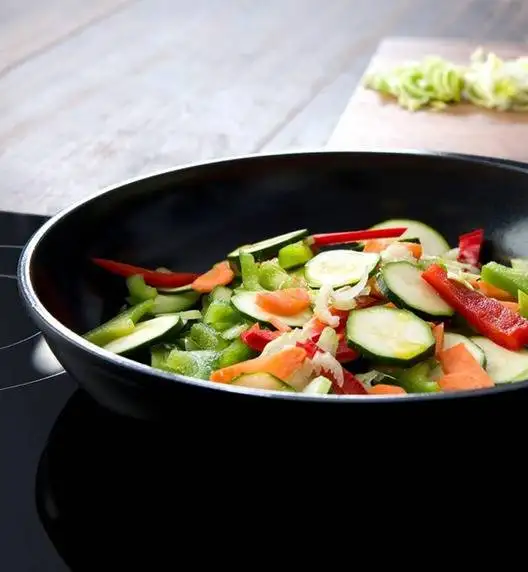 GERLACH NATUR Komplet garnków 24, 28 cm / 4,5 /4,2 L + Patelnie Natur 20, 24, 28 cm / powłoka ILAG Xera Dur 2 Ceramic  / indukcja 