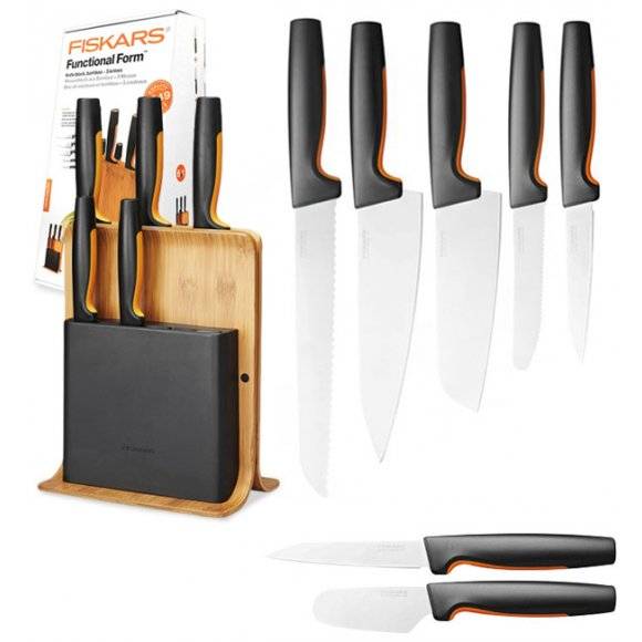 FISKARS FUNCTIONAL FORM 1057552 Komplet 5 noży w bloku bambusowym + nóż do skrobania + nóż do smarowania