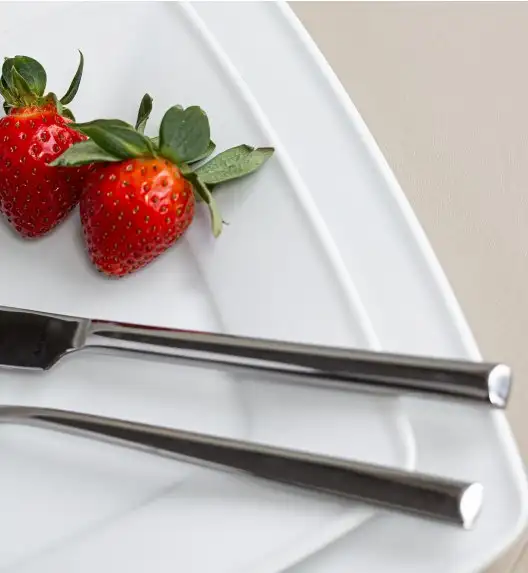 LUBIANA VICTORIA Serwis obiadowo-kawowy 77 el SM / 24 osoby