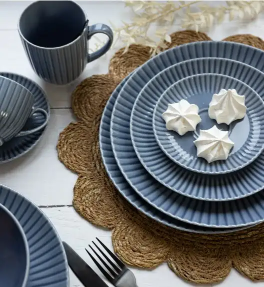 LUBIANA DAISY SEASIDE K9 Serwis obiadowo - kawowy 18 osób / 108 elementów / szaro - niebieski