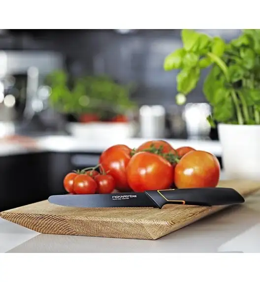 FISKARS EDGE Komplet 7 noży kuchennych + ostrzałka Essential / japońska stal nierdzewna 