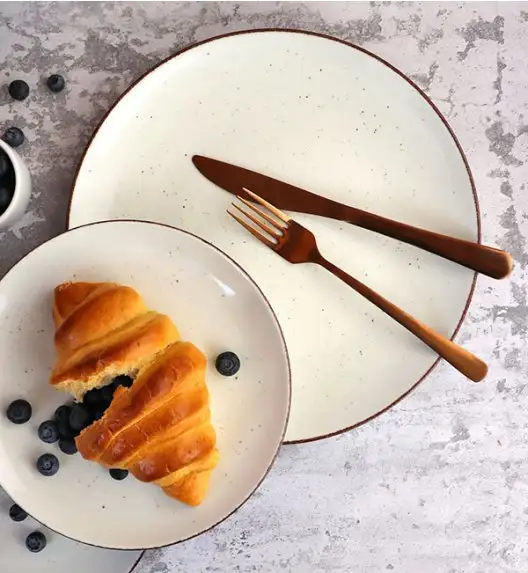 LUBIANA BOSS 6630U Serwis obiadowy 27 el / 6 osób / budyniowy / porcelana ręcznie malowana