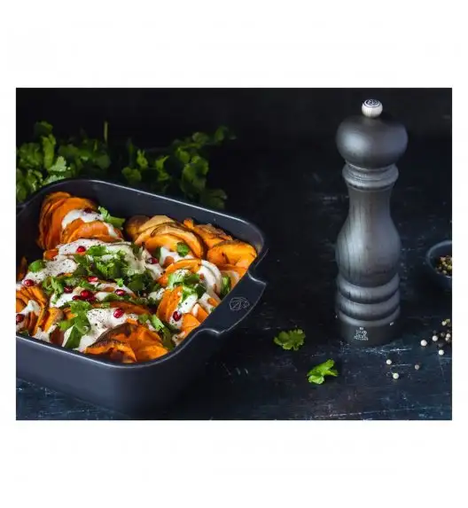 PEUGEOT PARIS GRAPHITE Młynek do pieprzu / 30 cm / czarny