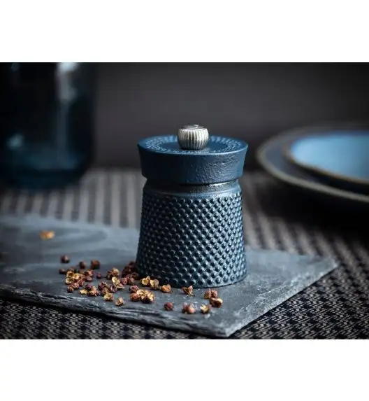 PEUGEOT BALI CAST IRON Młynek do pieprzu / pomarańczowy