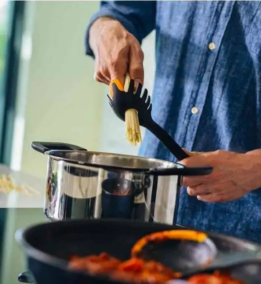 FISKARS FUNCTIONAL FORM AFF1 Komplet 6 przyborów kuchennych / tworzywo sztuczne