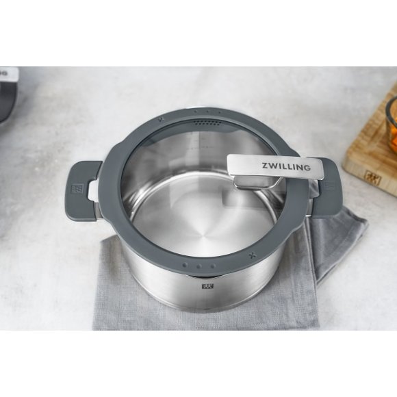 ZWILLING SIMPLIFY Garnek wysoki z pokrywka 2L / 2 el / stal nierdzewna