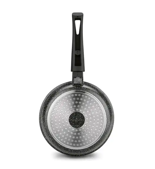 STARKE PRO CHELSEA Patelnia z powłoką nieprzywierającą 20 cm + podkładka / Greblon® C3