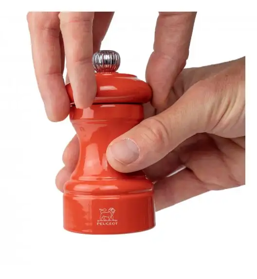 PEUGEOT BISTRORAMA Młynek do soli / 10 cm / czerwony