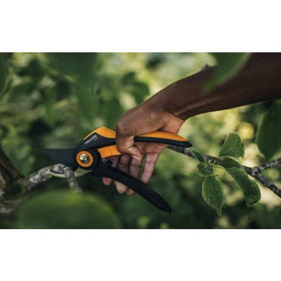 FISKARS PLUS Sekator nożycowy (P521)