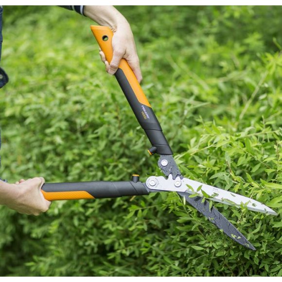 FISKARS PowerGearX Nożyce do żywopłotu (HSX92)