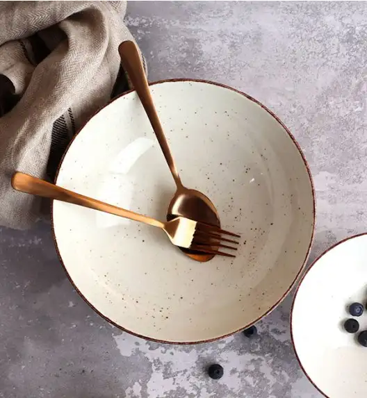 LUBIANA BOSS 6630U Serwis obiadowy 76 el / 18 osób / budyniowy / porcelana ręcznie malowana