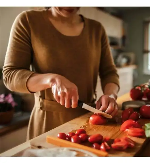 FISKARS FUNCTIONAL FORM 1057556+1057558 Komplet 8 noży (3+5) w pudełkach + ostrzałka ESSENTIAL