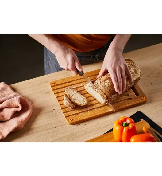 FISKARS FUNCTIONAL FORM 1057551 Komplet Deska 35 x 25 cm + Nóż do chleba 21 cm 