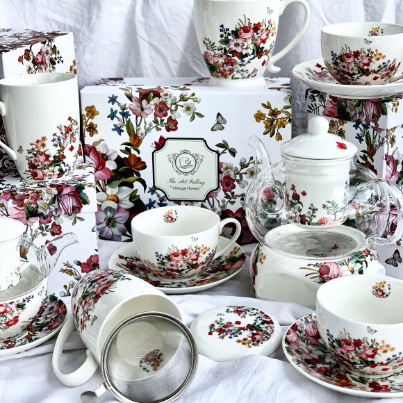 DUO VINTAGE FLOWERS WHITE Tea for one - Filiżanka z dzbankiem szklanym 330 ml i spodkiem / porcelana