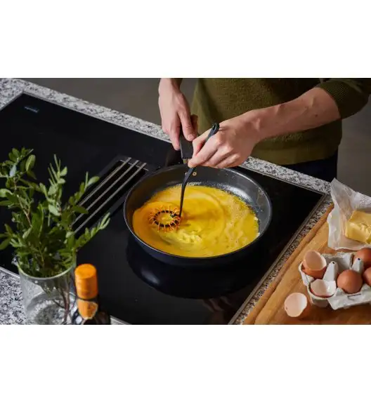 FISKARS FUNCTIONAL FORM 1014438 Trzepaczka spiralna 34,5 cm 