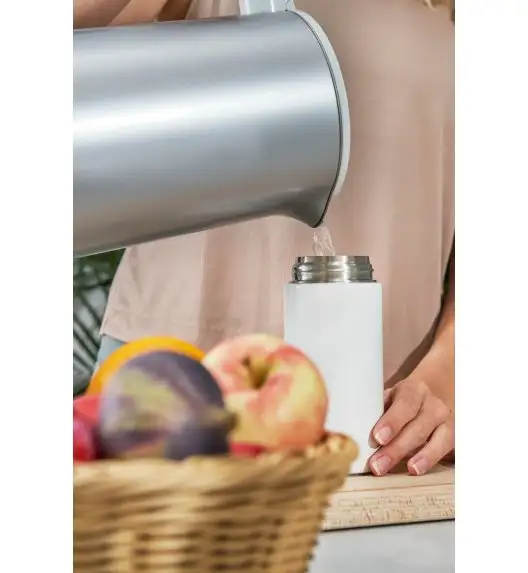 ZWILLING THERMO Pojemnik termiczny z zaparzaczem do herbaty 420 ml / biały / stal nierdzewna