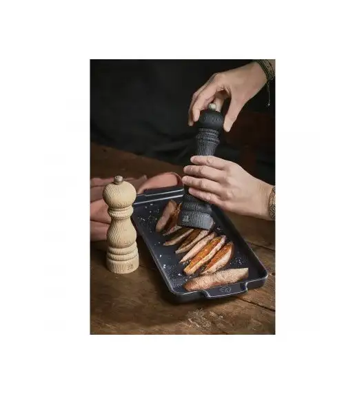 PEUGEOT PARIS NATURE BLACK Młynek do pieprzu 30 cm / drewno bukowe