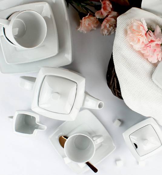 LUBIANA VICTORIA Serwis kawowy 39 el / 12 osób