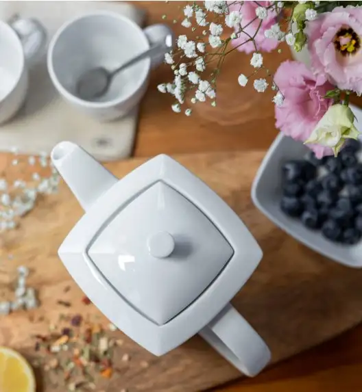 LUBIANA VICTORIA Serwis kawowy 39 el / 12 osób