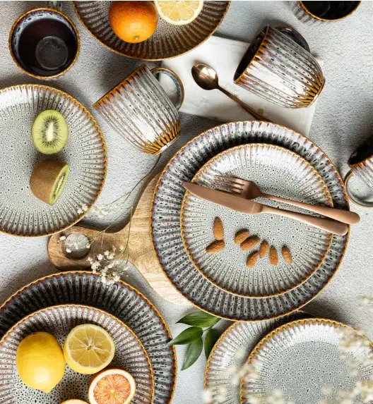 LUBIANA STONEWARE CERAMIKA / METEOR DESERT / Serwis obiadowy 24 elementów dla 8 osób / odcień piaskowo-niebieski