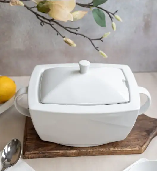 LUBIANA VICTORIA Komplet naczyń 1/4 | waza, imbryk, rawierka, sosjerka | porcelana