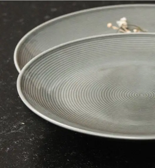 LUBIANA BOSS PRĄŻKI K1 OPK Serwis obiadowy szary 36 el / 12 osób / porcelana ręcznie malowana