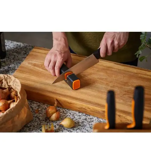 FISKARS EDGE Ostrzałka do noży Roll-Sharp / Rękojeść Softgrip