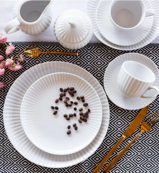 LUBIANA DAISY Serwis obiadowo - kawowy 6 osób / 34 elementy | biała porcelana